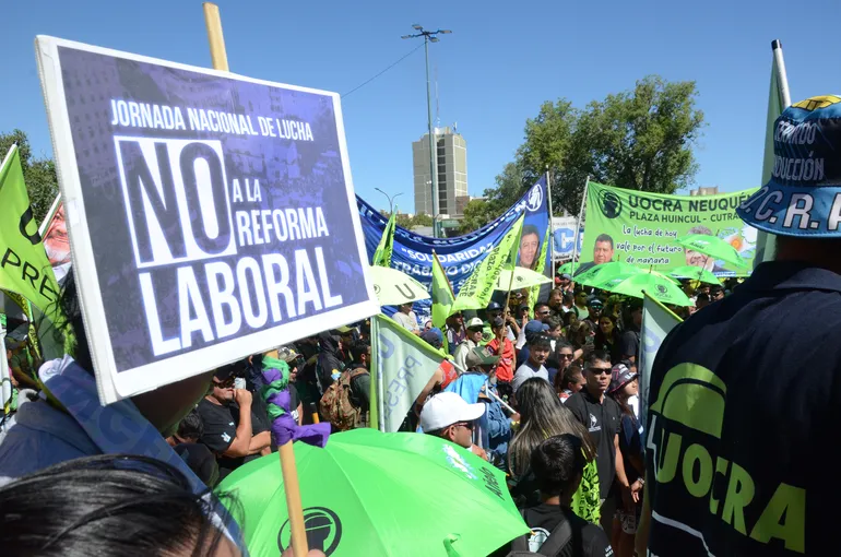 marcha-contra-la-reforma-laboral-9