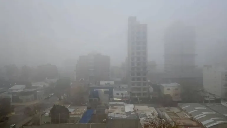 la-neblina-la-ciudad-neuquen