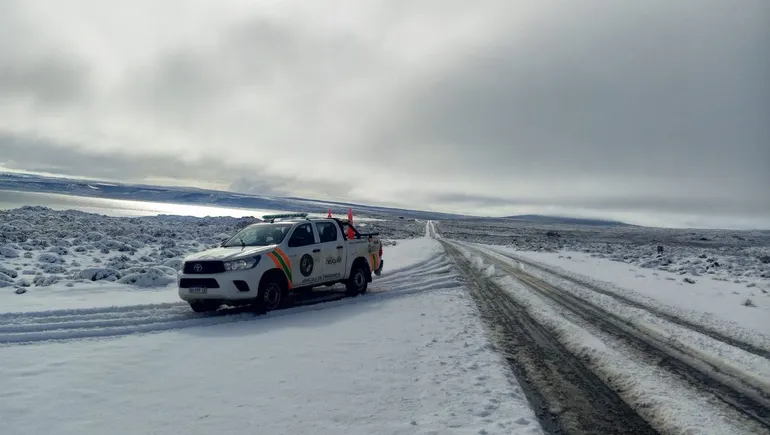 defensa-civil-rutas-neuquinas-nieve-2